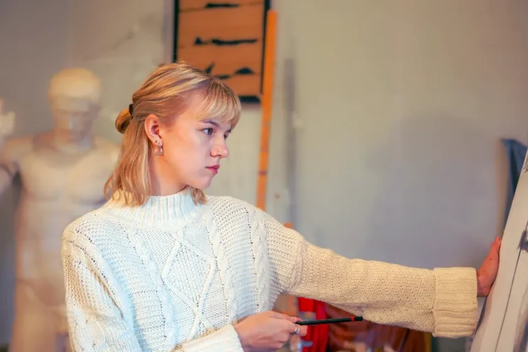 Перформанс – що це таке, види, приклади та значення у сучасному світі 2026 перформанс